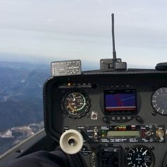 Flugwegposition um 13:44:18: Aufgenommen in der Nähe von Gemeinde Puchberg am Schneeberg, Österreich in 2450 Meter